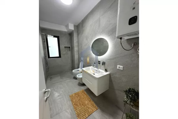 Casa in affitto 2+1 a Tirana - 900 Euro