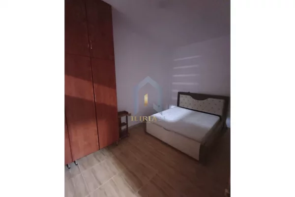 Shtepi me qera 2+1 ne Tirane - 450 Euro