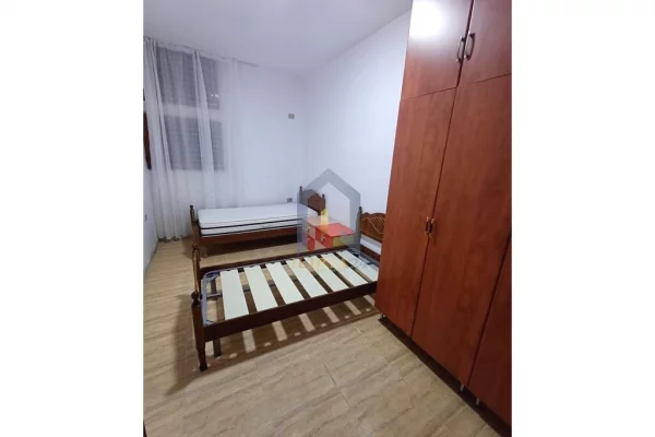 Shtepi me qera 2+1 ne Tirane - 450 Euro