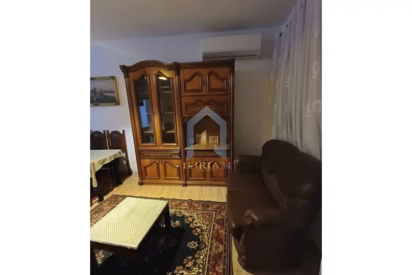 Shtepi me qera Apartament ne Tirane, 2+1, Mobilimi E mobiluar, Pagesa 430  Euro.