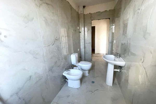 House for Sale 2+1 in Tirana - 118,840 Euro