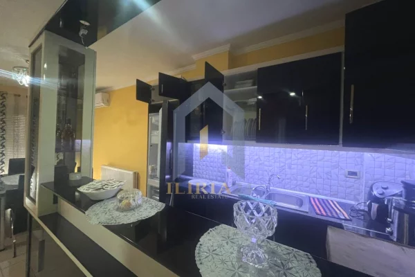 Shtepi me qera 2+1 ne Tirane - 600 Euro