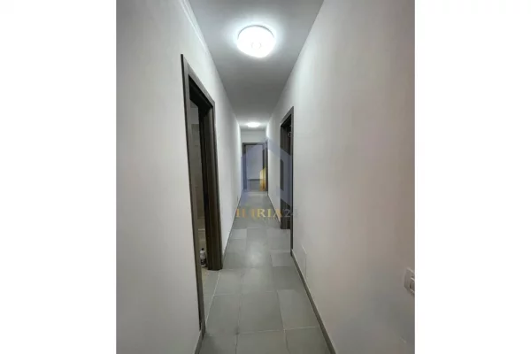 Apartment for rent in Tirana 3+1, Emty