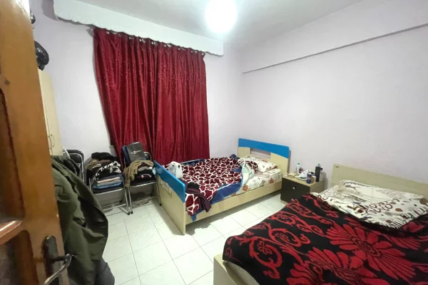 Shtepi ne shitje Apartament ne Tirane, 2+1, Mobilimi E mobiluar, Pagesa 190,000  Euro.