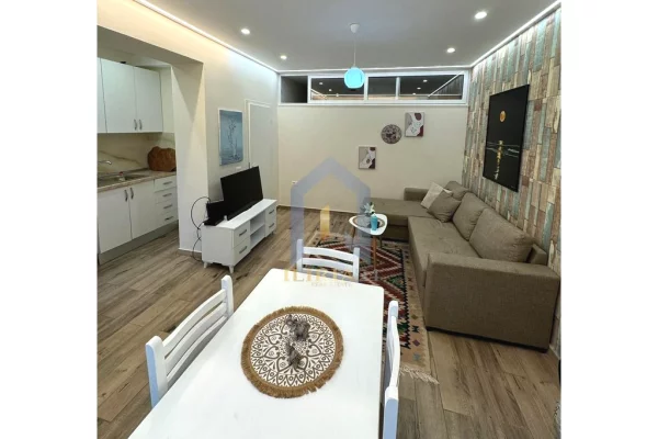 Shtepi ne shitje 1+1 ne Tirane - 125,000 Euro