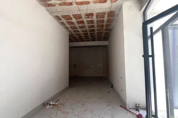 Ambient biznesi me qera 1+1 ne Tirane - 1,400 Euro