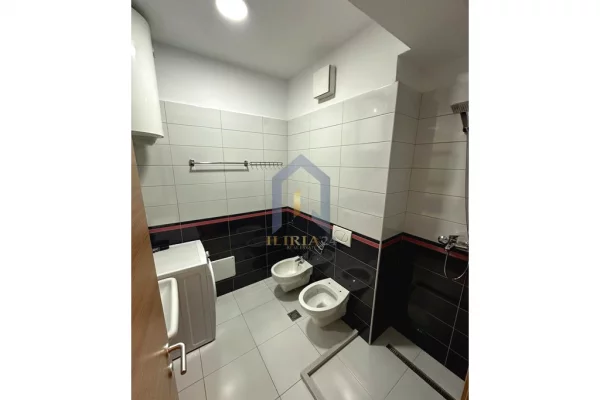 Shtepi me qera Apartament ne Tirane, 2+1, Mobilimi E mobiluar, Pagesa 1,200  Euro.