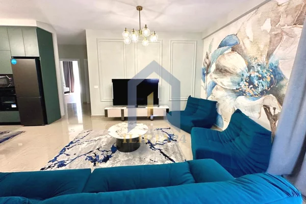 Shtepi me qera 2+1 ne Tirane - 1,000 Euro