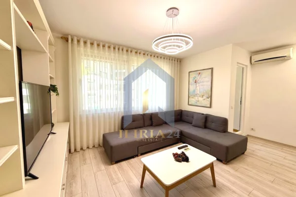 Shtepi me qera 1+1 ne Tirane - 900 Euro