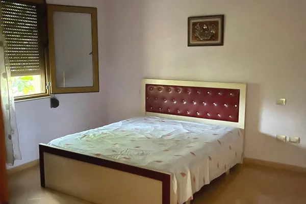 Shtepi ne shitje Shtepi Private ne Tirane, 3+1, Mobilimi E mobiluar, Pagesa 230,000  Euro.