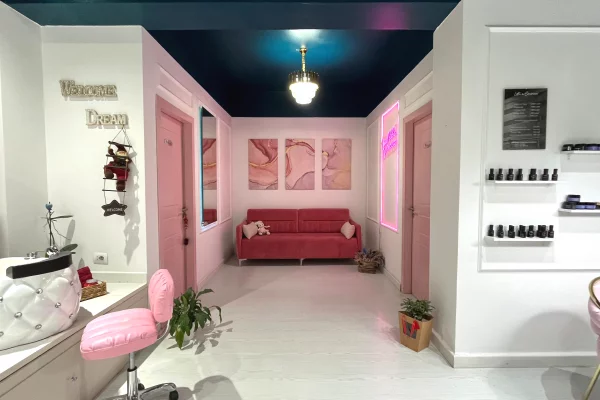 Ambient biznesi me qera 1+1 ne Tirane - 800 Euro