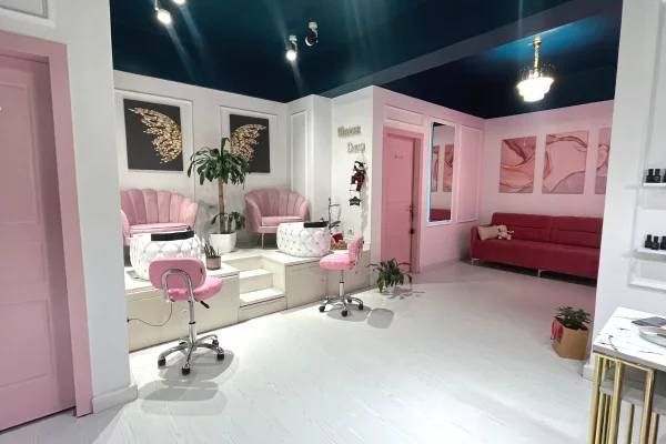 Ambient biznesi me qera 1+1 ne Tirane - 800 Euro