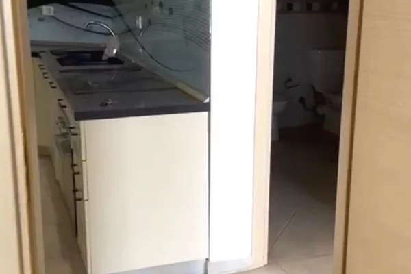 Shtepi ne shitje Apartament ne Tirane, 2+1, Mobilimi Pjeserisht e mobiluar, Pagesa 158,750  Euro.