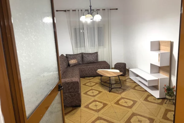 Shtepi me qera 1+1 ne Tirane - 500 Euro
