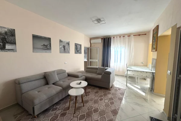 Shtepi ne shitje Apartament ne Durres, 1+1, Mobilimi E mobiluar, Pagesa 55,000  Euro.