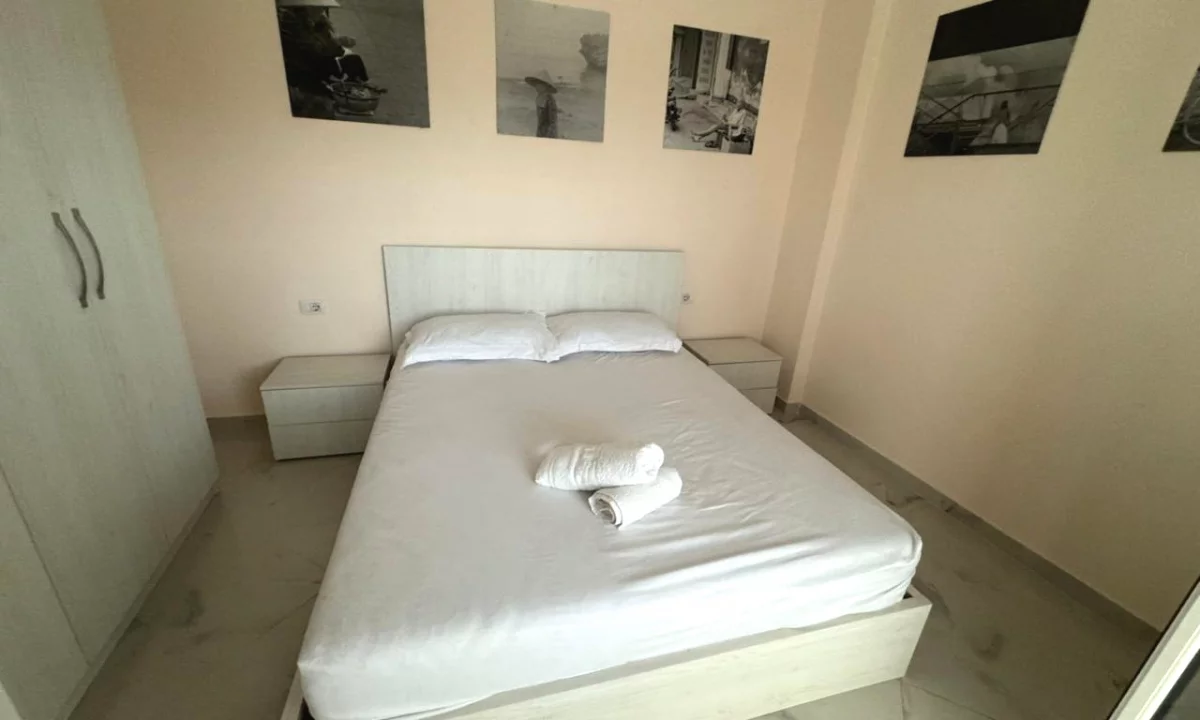 Shtepi ne shitje Apartament ne Durres, 1+1, Mobilimi E mobiluar, Pagesa 55,000  Euro.