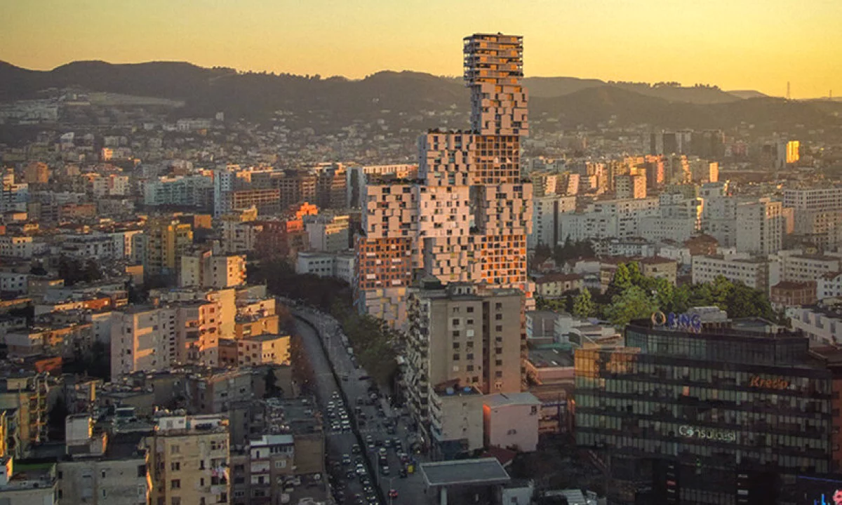 Apartment for sale in Tirana 2+1, Emty