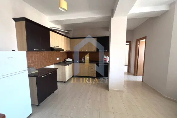 Shtepi me qera 2+1 ne Tirane - 650 Euro