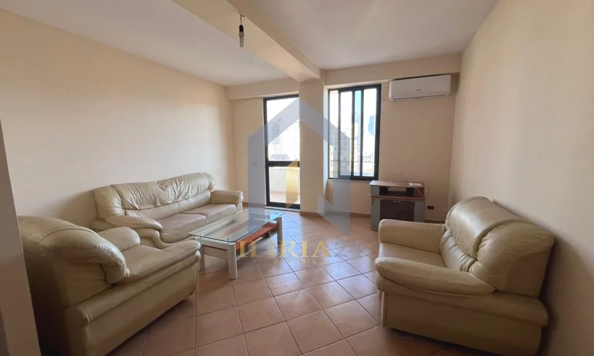 Shtepi me qera Apartament ne Tirane, 2+1, Mobilimi Bosh, pa mobiluar, Pagesa 700  Euro.