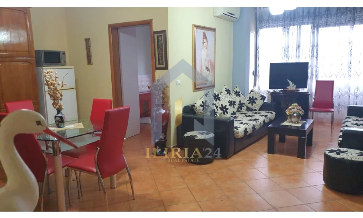 Shtepi me qera Apartament ne Tirane, 1+1, Mobilimi E mobiluar, Pagesa 500  Euro.