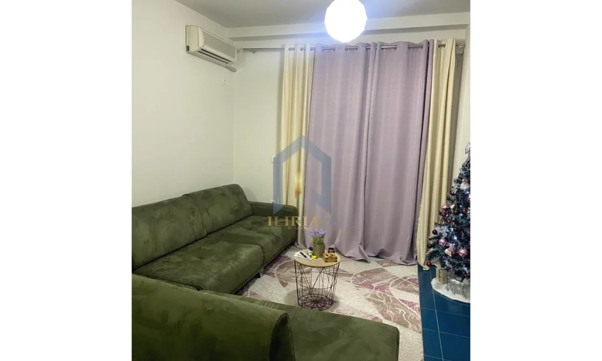 Shtepi me qera Apartament ne Tirane, 1+1, Mobilimi E mobiluar, Pagesa 450  Euro.