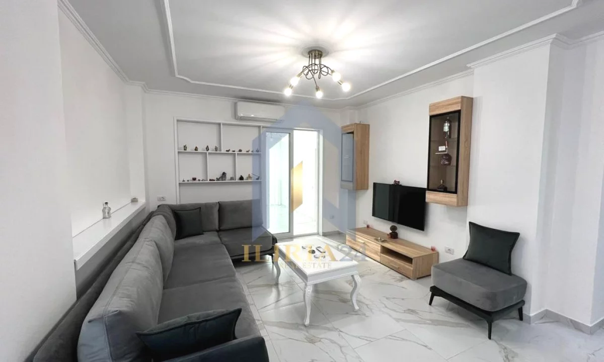 Shtepi me qera Apartament ne Tirane, 2+1, Mobilimi E mobiluar, Pagesa 1,200  Euro.