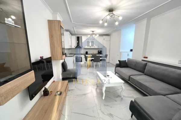 Shtepi me qera Apartament ne Tirane, 2+1, Mobilimi E mobiluar, Pagesa 1,200  Euro.