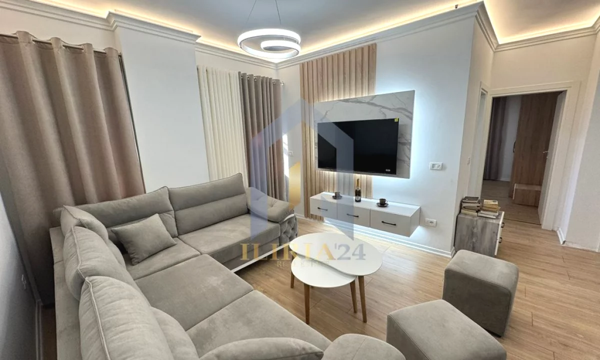 Shtepi me qera Apartament ne Tirane, 2+1, Mobilimi E mobiluar, Pagesa 700  Euro.