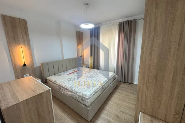 Shtepi me qera 2+1 ne Tirane - 700 Euro