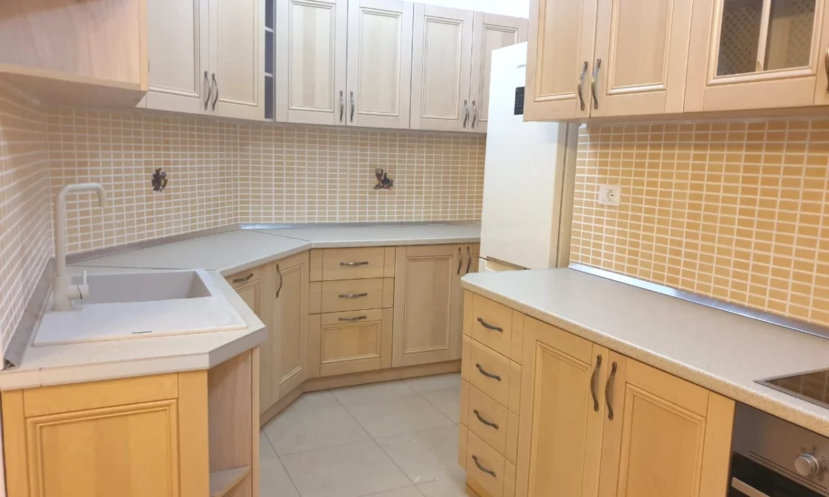 Apartment for sale in Tirana 3+1, In Part