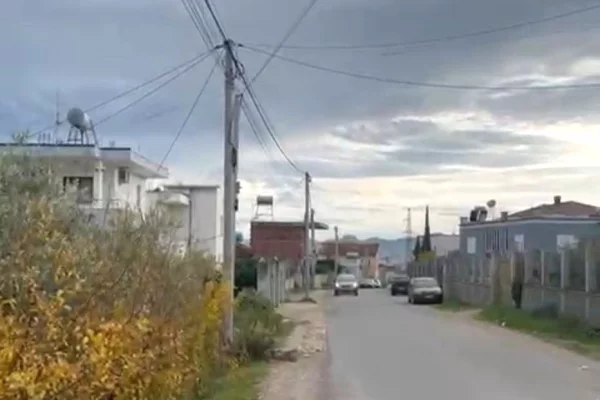 SHITET TOKE NE BABRRU / NDRRIM ME MAKINE / 300 M2