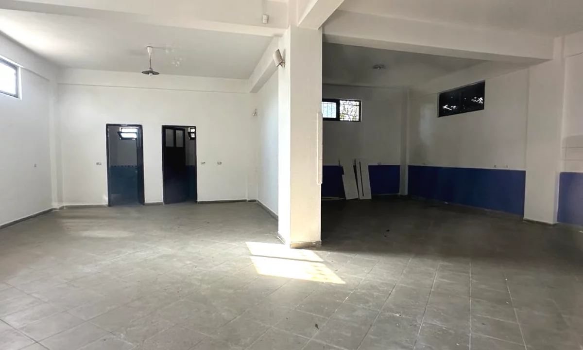 Ambient biznesi per qira ne Laprake