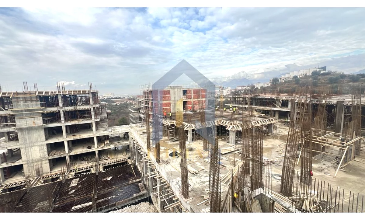 Apartment for sale in Tirana 3+1, Emty