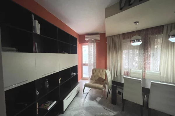 Apartment for sale in Tirana 4+1, Furnished