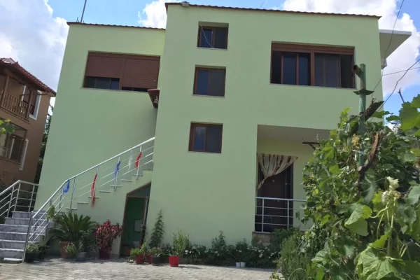 Luxury villas for sale in Tirana 3+1, Furnished