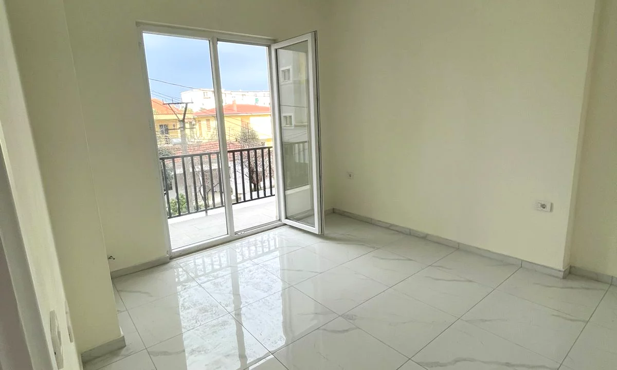 Shtepi me qera Apartament ne Tirane, 1+1, Mobilimi Bosh, pa mobiluar, Pagesa 350  Euro.