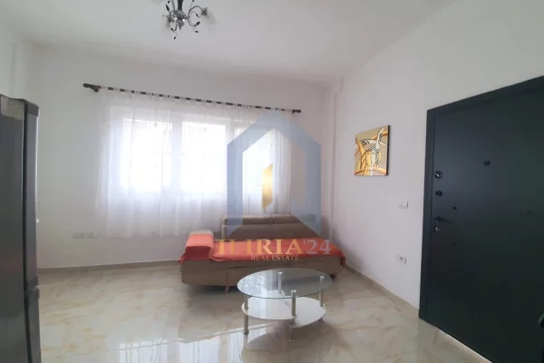 Shtepi me qera 1+1 ne Tirane - 350 Euro