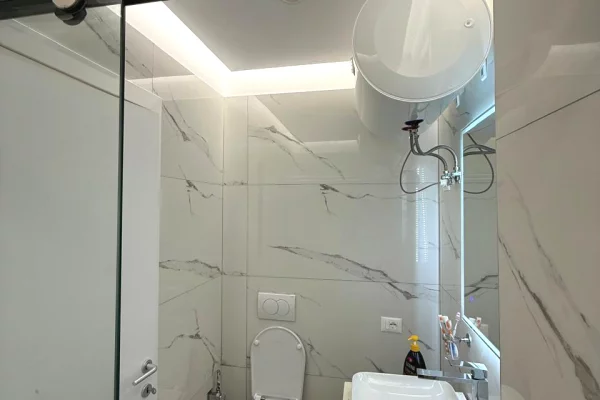 Shtepi ne shitje Apartament ne Tirane, 1+1, Mobilimi E mobiluar, Pagesa 86,000  Euro.