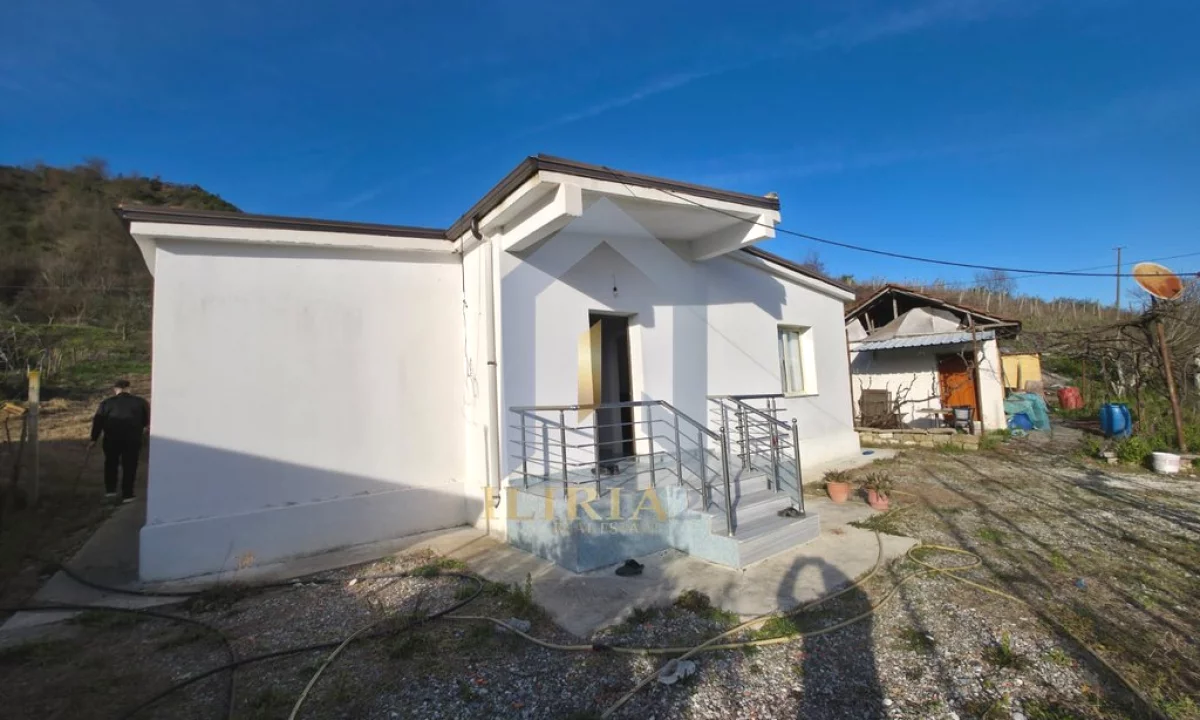 Private house for sale in Tirana 1+1, Furnished