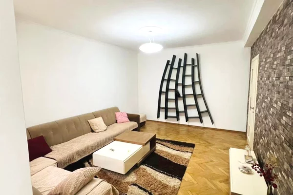 House for Rent 3+1 in Tirana - 650 Euro