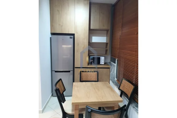 Shtepi me qera Apartament ne Tirane, 1+1, Mobilimi E mobiluar, Pagesa 550  Euro.
