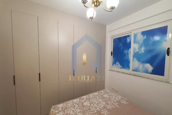 Shtepi me qera Apartament ne Tirane, 1+1, Mobilimi E mobiluar, Pagesa 550  Euro.