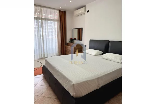 Shtepi me qera Apartament ne Tirane, 3+1, Mobilimi E mobiluar, Pagesa 1,600  Euro.