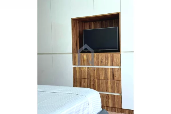 Shtepi me qera Apartament ne Tirane, 3+1, Mobilimi E mobiluar, Pagesa 1,600  Euro.