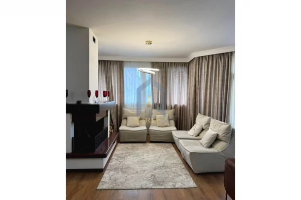 Shtepi me qera Apartament ne Tirane, 3+1, Mobilimi E mobiluar, Pagesa 1,600  Euro.