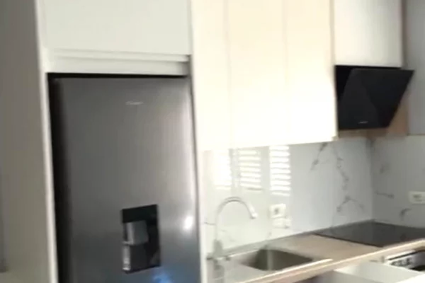 Shtepi ne shitje Apartament ne Tirane, 1+1, Mobilimi E mobiluar, Pagesa 220,000  Euro.