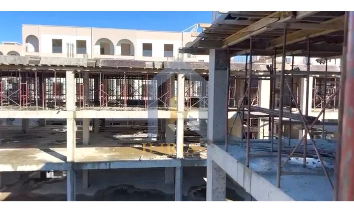 Appartamento in vendita a Durazzo 1+1, Vuoto