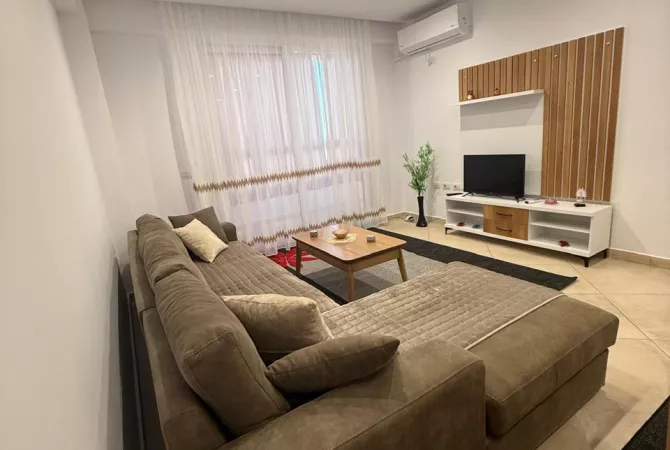Shtepi me qera 2+1 ne Tirane - 550 Euro