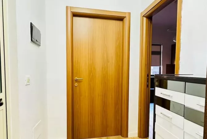 Shtepi me qera 1+1 ne Tirane - 650 Euro