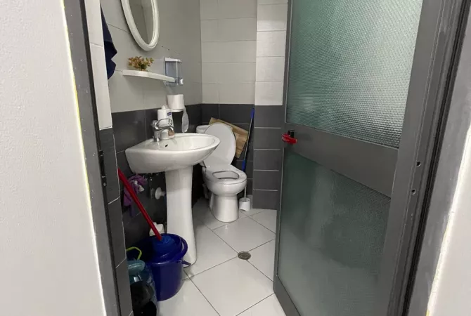 Ambient biznesi ne shitje Garsoniere ne Tirane - 90,000 Euro